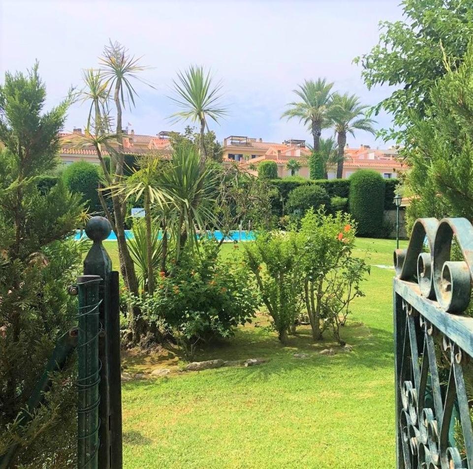 Apartamento En Platja Sant Pol S'Agaro Con Pisicina Y Jardin Сан Фелиу де Гиксолс Екстериор снимка