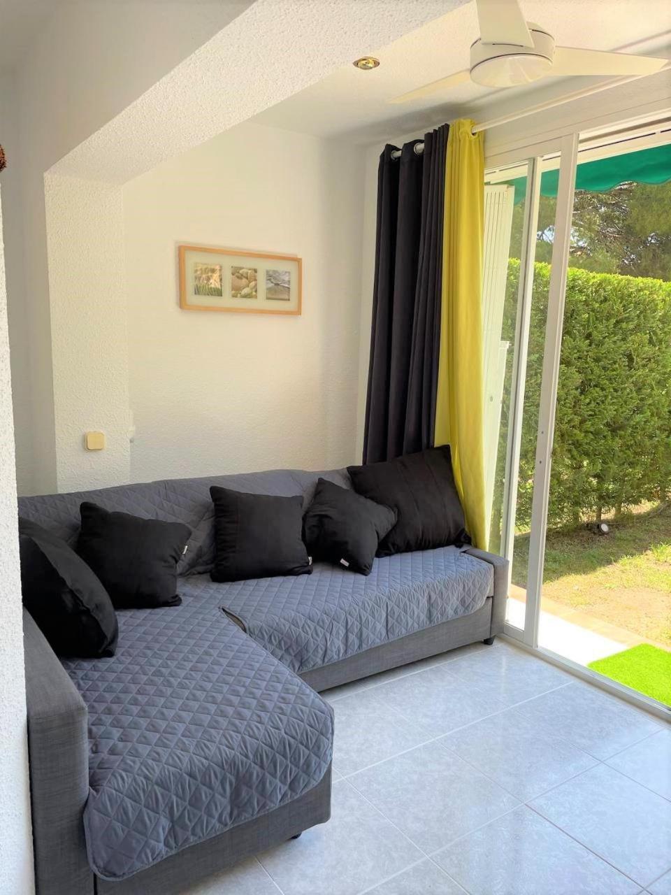 Apartamento En Platja Sant Pol S'Agaro Con Pisicina Y Jardin Сан Фелиу де Гиксолс Екстериор снимка
